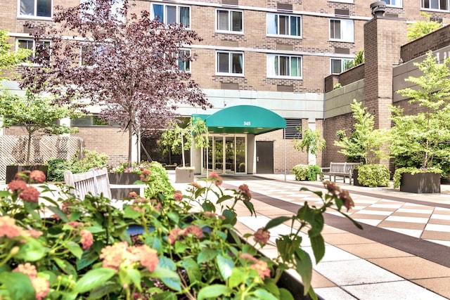 345 E 93rd St Unit 25Ak, New York Manhattan, NY 10128 - view of community