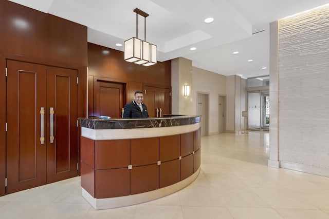 345 E 93rd St Unit 25Ak, New York Manhattan, NY 10128 - reception area featuring recessed lighting