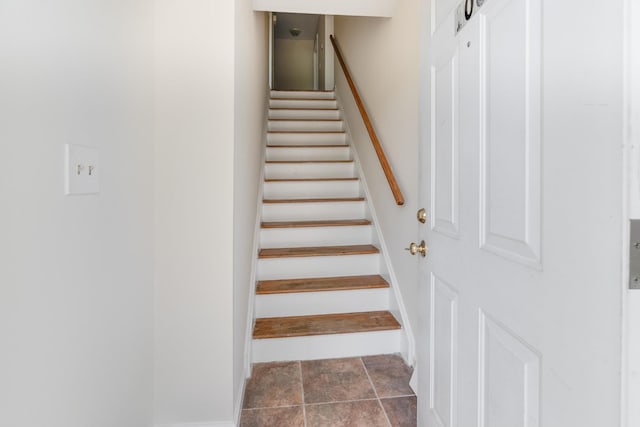10 Fishkill Glen Dr Unit G, Fishkill, NY 12524 - stairway featuring baseboards