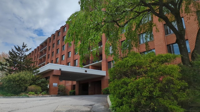 16 Rockledge Ave Unit 5B1, Ossining, NY 10562 - view of apartment building / complex