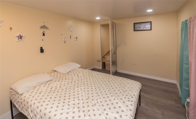 750 Irish Cape Rd, Ellenville, NY 12428 - bedroom with dark wood-style flooring, recessed lighting, and baseboards