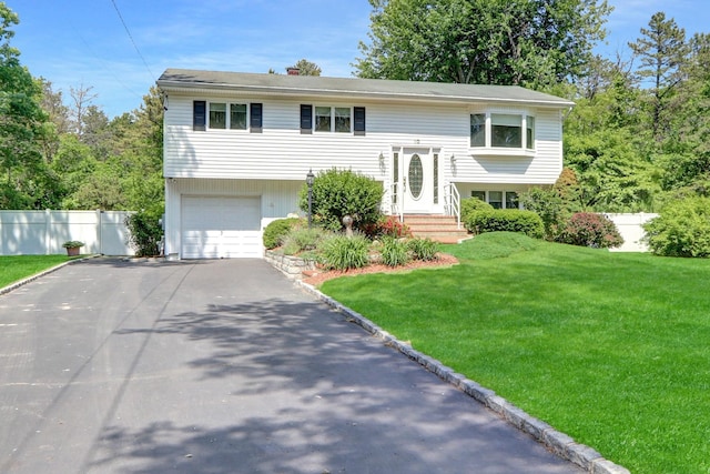 10 Charter Ct, Dix Hills, NY 11746 - bi-level home featuring driveway and a garage