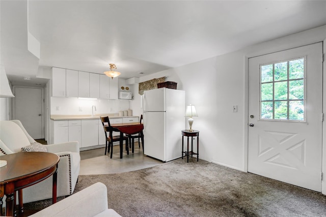 10 Charter Ct, Dix Hills, NY 11746 - view of living area