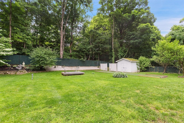 49 Sherwood Rd, Cortlandt Manor, NY 10567 - view of yard