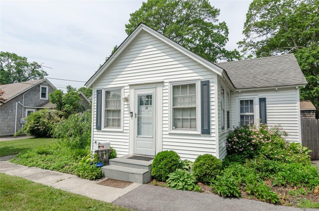 24 Circuit Rd, Bellport Village, NY 11713 - photo 3