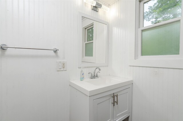 24 Circuit Rd, Bellport Village, NY 11713 - photo 17