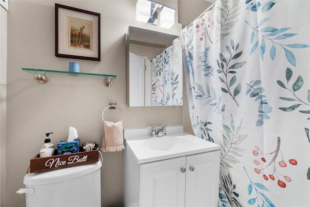 120 E Hartsdale Unit 3L, Hartsdale, NY 10530 - full bath with vanity, toilet, and a shower with curtain