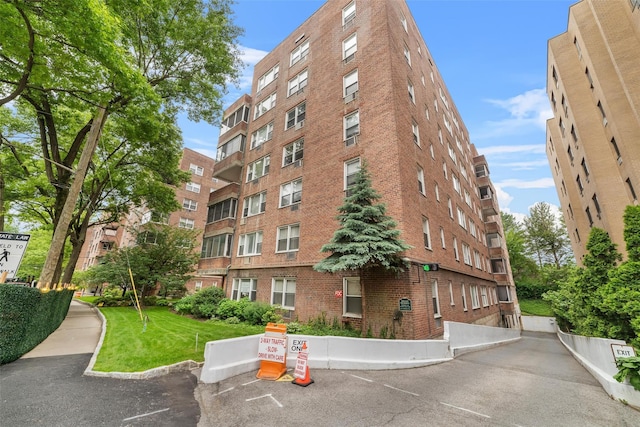 120 E Hartsdale Unit 3L, Hartsdale, NY 10530 - view of apartment building / complex