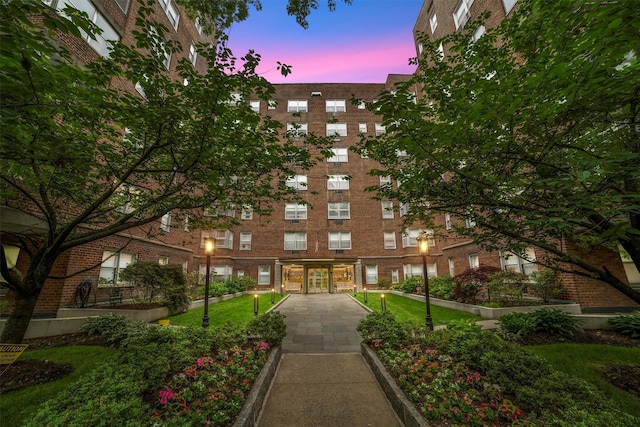 120 E Hartsdale Unit 3L, Hartsdale, NY 10530 - view of building exterior