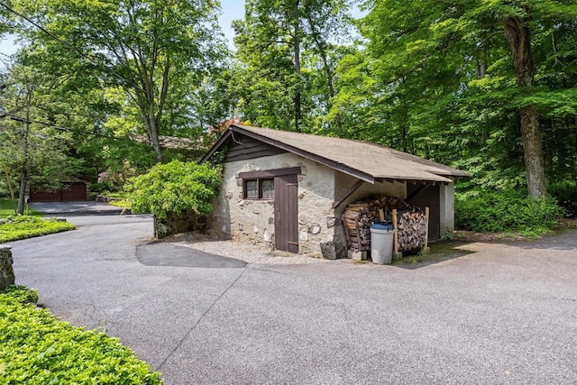1670 Baptist Church Rd, Yorktown Heights, NY 10598 - view of garage
