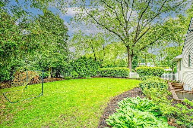 1 Idle Day Dr, Centerport, NY 11721 - view of yard