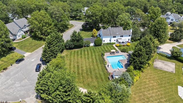 2 Old Brookville Ct, Manorville, NY 11949 - bird's eye view of a pool area