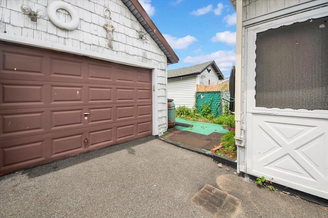 611 Clarence Ave, Bronx, NY 10465 - view of garage