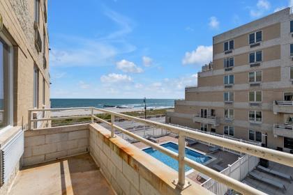 440 W Broadway Unit 3A, Long Beach, NY 11561 - photo 13