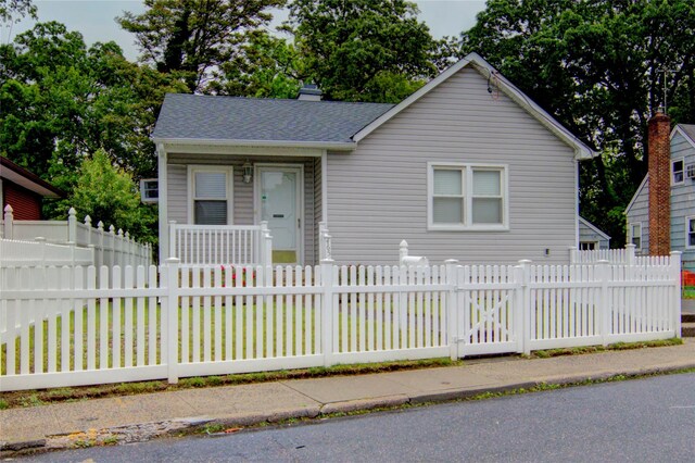 465 Eureka Ave, Elmont, NY 11003 - photo 2