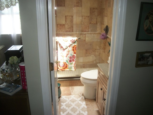 2713 Fox Rd, Baldwin, NY 11510 - bathroom featuring vanity, tiled shower, and toilet