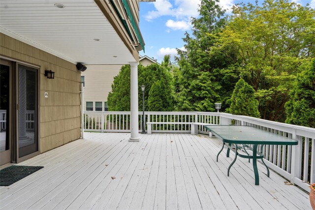 16 Eastland Dr, Glen Cove, NY 11542 - photo 32