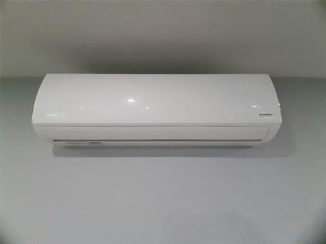 495 Stanton Ter, Poughkeepsie, NY 12603 - detailed view of a wall mounted AC