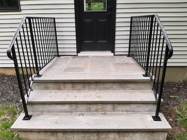 495 Stanton Ter, Poughkeepsie, NY 12603 - view of entrance to property