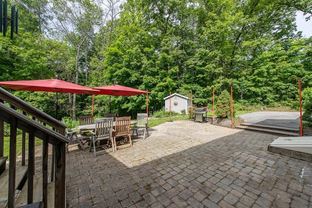 36 Valkill Dr, Poughkeepsie, NY 12601 - view of patio / terrace featuring outdoor dining area