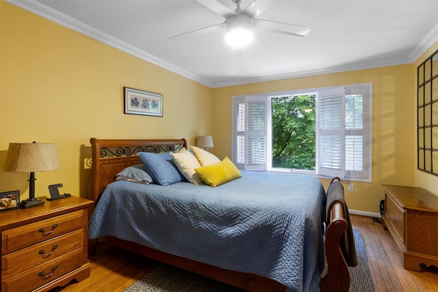 8 Knoll Vw, Ossining, NY 10562 - bedroom with crown molding, hardwood / wood-style flooring, baseboards, and a ceiling fan