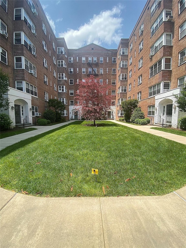 1 Bronxville Rd Unit 3S, Bronxville, NY 10708 - photo 1