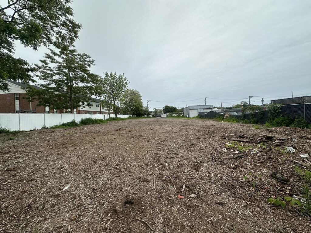 5675 Merrick Rd, Massapequa, NY 11758 - photo 1