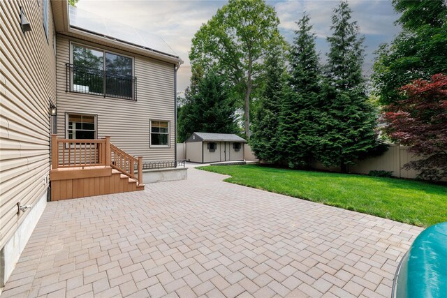 22 Commonwealth Ave, Massapequa, NY 11758 - view of patio