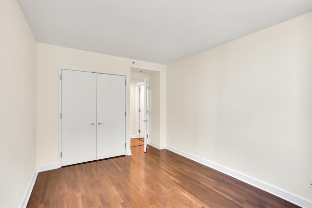 120 Riverside Blvd Unit 10T, New York Manhattan, NY 10069 - unfurnished bedroom with wood finished floors, baseboards, and a closet