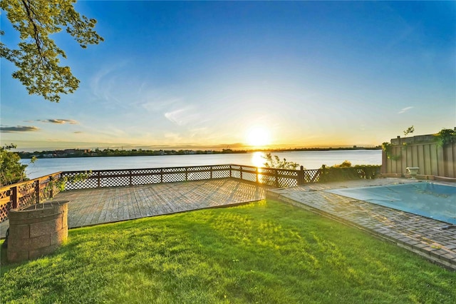 95 Malba Dr Unit 1, Malba, NY 11357 - yard at dusk featuring a water view