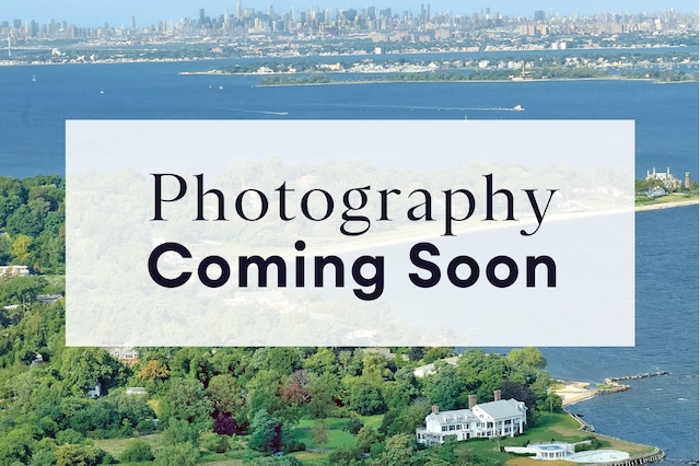 125-10 Queens Blvd Unit 14-25, Kew Gardens, NY 11415 - exterior space featuring a skyline view and a water view