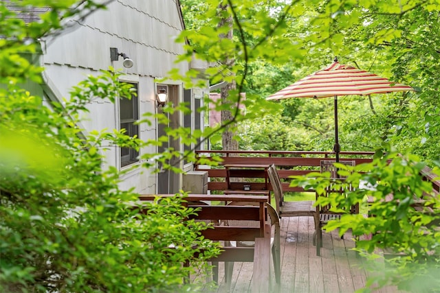 3300 Baker Unit 11, Mohegan Lake, NY 10547 - view of community featuring a wooden deck
