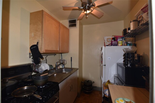54-40 Little Neck Pkwy Unit 4A, Little Neck, NY 11362 - photo 9