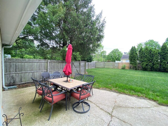 186 Montrose Dr, Port Jefferson Station, NY 11776 - view of patio featuring outdoor dining space