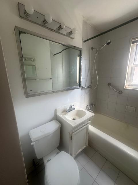 131-66 234th St Lower, Lower, Rosedale, NY 11422 - photo 3