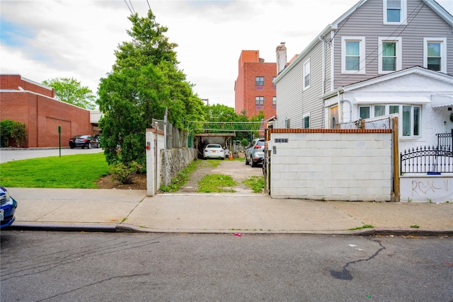 32-42 95th St, East Elmhurst, NY 11369