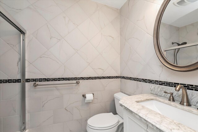 530 Lakeville Ln, East Meadow, NY 11554 - photo 13