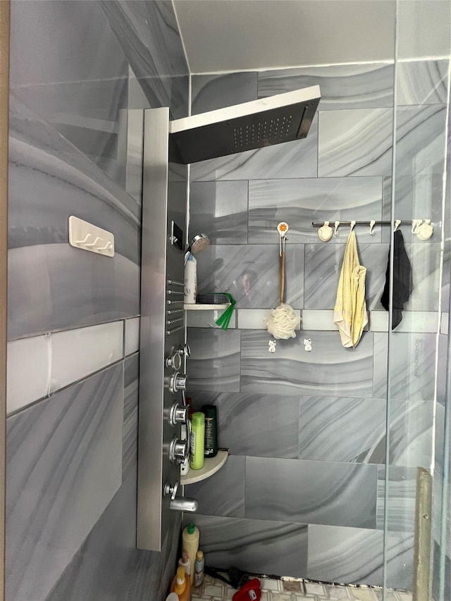 8624 79th St, Woodhaven, NY 11421 - full bath featuring tiled shower