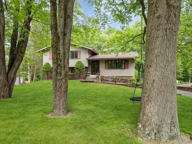 29 Sachson Pl, Wappingers Falls, NY 12590 - tri-level home with a front yard