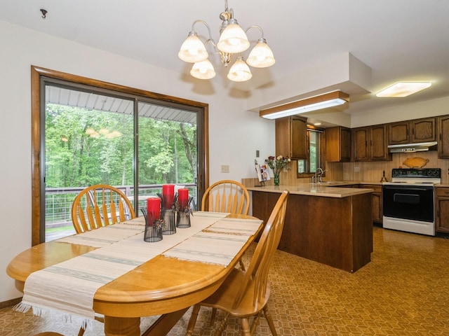 29 Sachson Pl, Wappingers Falls, NY 12590 - dining room with a chandelier
