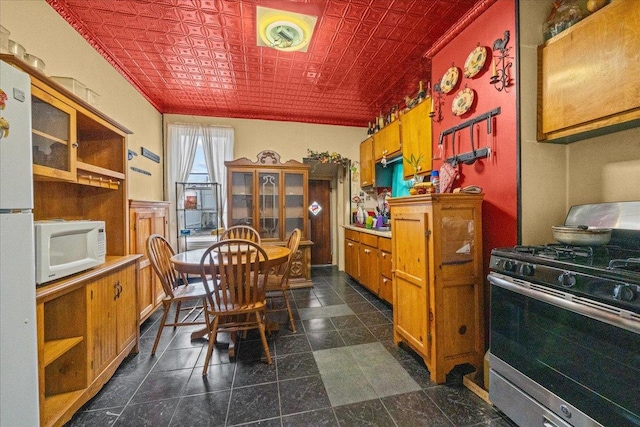 2140 Story Ave, Bronx, NY 10473 - dining room with an ornate ceiling and ornamental molding
