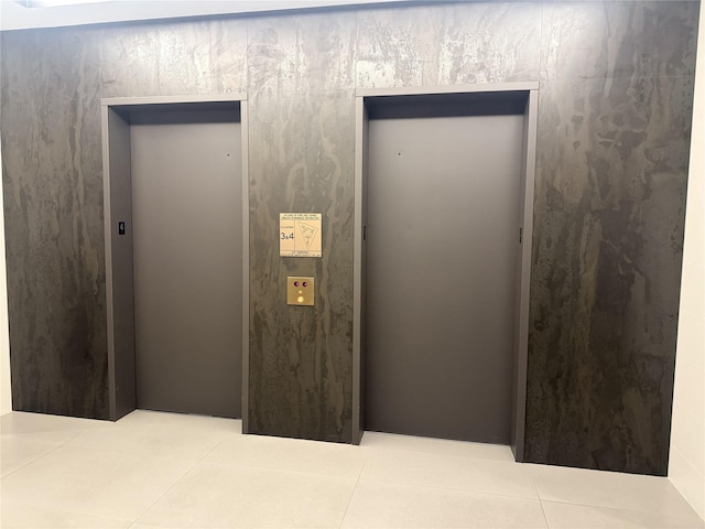 2728 Thomson Ave Unit 434, Long Island City, NY 11101 - detailed view of elevator