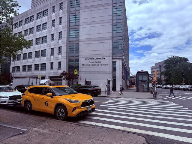 503 W W 168th St, New York Manhattan, NY 10032 - view of building exterior