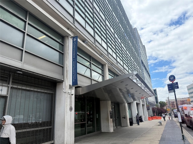 503 W W 168th St, New York Manhattan, NY 10032 - view of building exterior