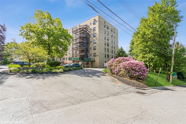 35 Stewart Pl Unit 302, Mount Kisco, NY 10549 - view of property