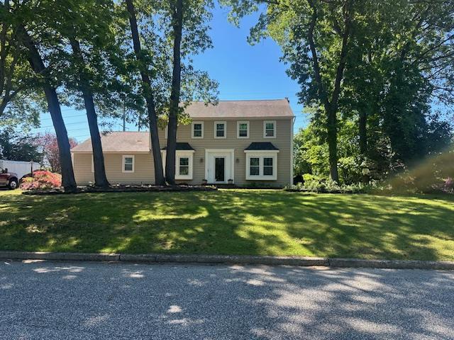 44 Vineyard Way, Mount Sinai, NY 11766 - colonial home featuring a front lawn