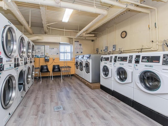 101 Highland Ave Unit 3P, Yonkers, NY 10705 - shared laundry featuring stacked washer / drying machine, independent washer and dryer, and light wood finished floors