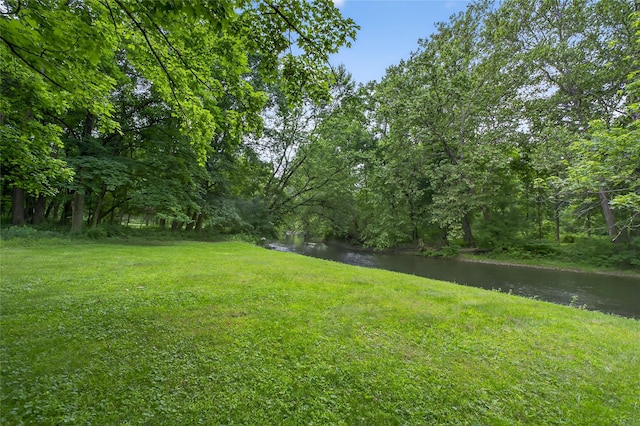 109 Sleight Plass Rd, Poughkeepsie, NY 12603 - view of grassy yard
