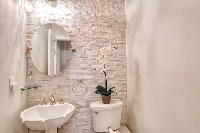 285 Willow Grove Rd, Stony Point, NY 10980 - bathroom featuring toilet and a sink