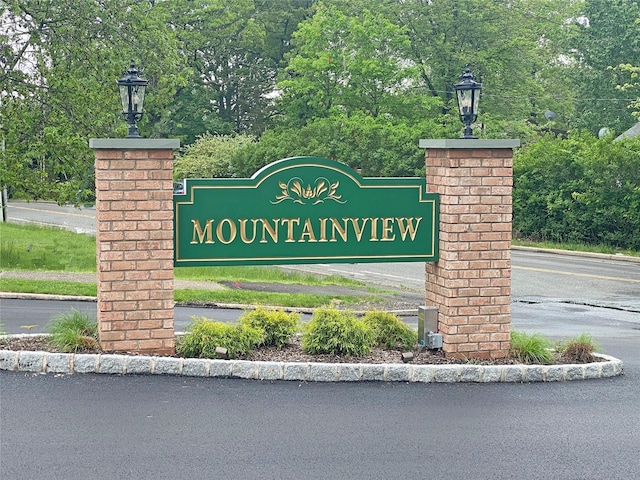 521 Sierra Vista Ln Unit 521, Valley Cottage, NY 10989 - view of community / neighborhood sign